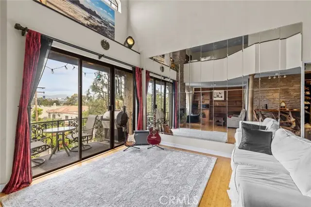 8712 Gregory Way  #402, Los Angeles, CA 90035 - #3