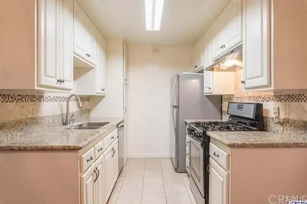601 Orange Grove  #103, Burbank, CA 91501