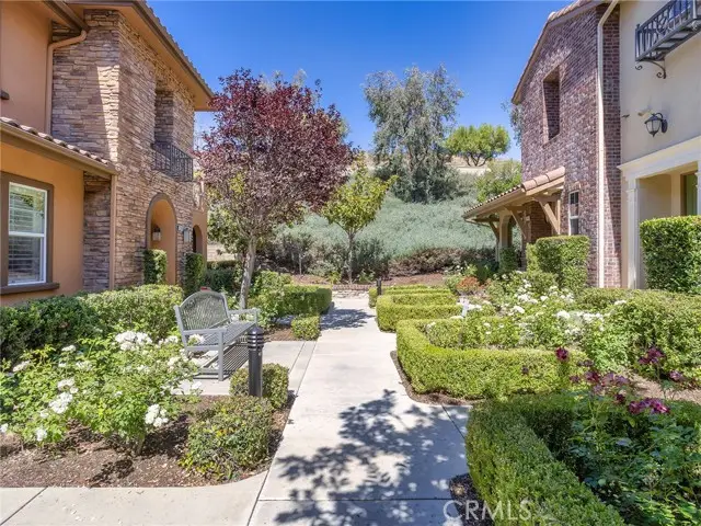 28457 Herrera Street, Valencia, CA 91354 - #3