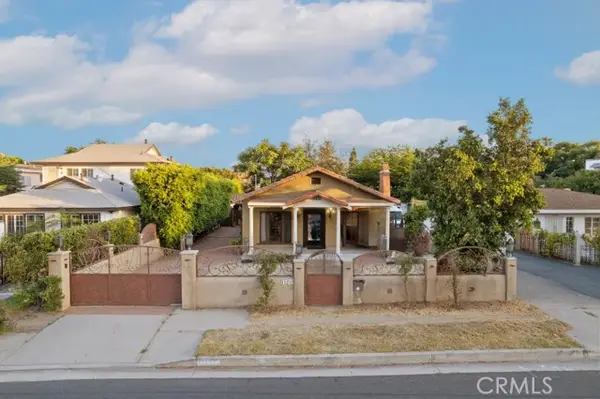 11232 Oxnard Street, North Hollywood, CA 91606