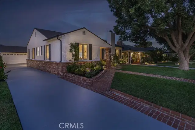 220 Reese Place, Burbank, CA 91506 - #2