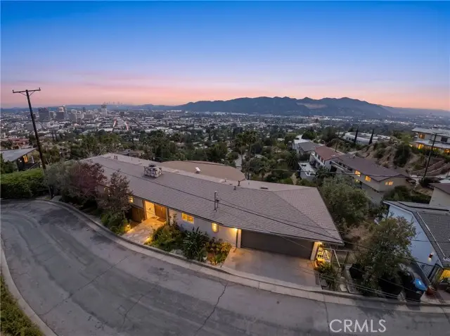 260 Kempton, Glendale, CA 91202 - #2