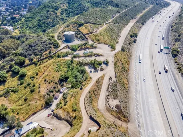 10200 Willow Springs Lane, Sunland, CA 91040 - #3