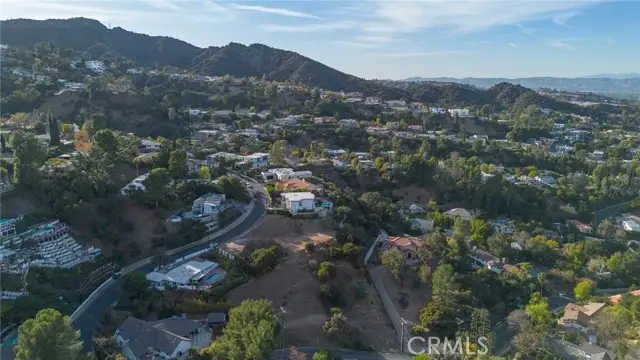 16652 Calneva Drive, Encino, CA 91436 - #3