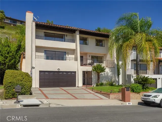 1350 Tujunga Avenue, Burbank, CA 91501 - #2