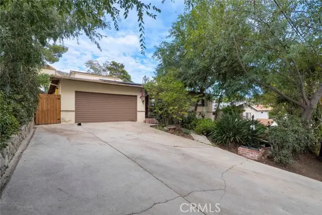 10756 Redmont Avenue, Tujunga, CA 91042 - #1