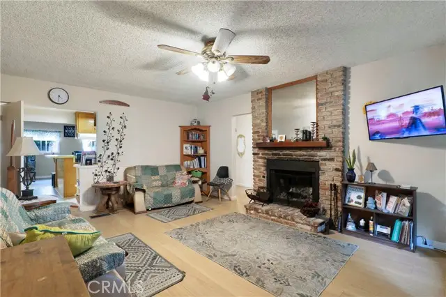 10756 Redmont Avenue, Tujunga, CA 91042 - #2