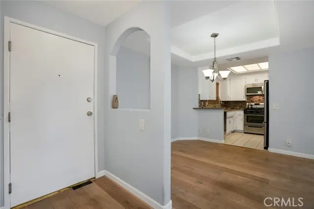 14415 Benefit Street  #101, Sherman Oaks, CA 91423 - #3
