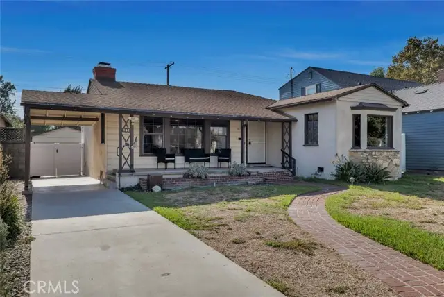141 Beachwood Drive, Burbank, CA 91506 - #1