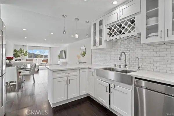 1935 Alpha Road  #314, Glendale, CA 91208