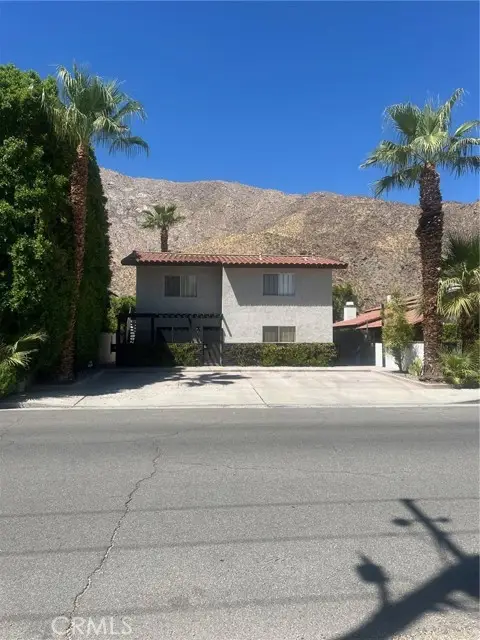 225 Cahuilla, Palm Springs, CA 92262