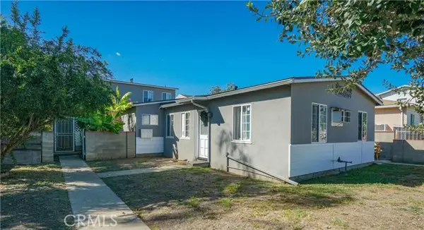 7043 Hazeltine Avenue, Van Nuys, CA 91405