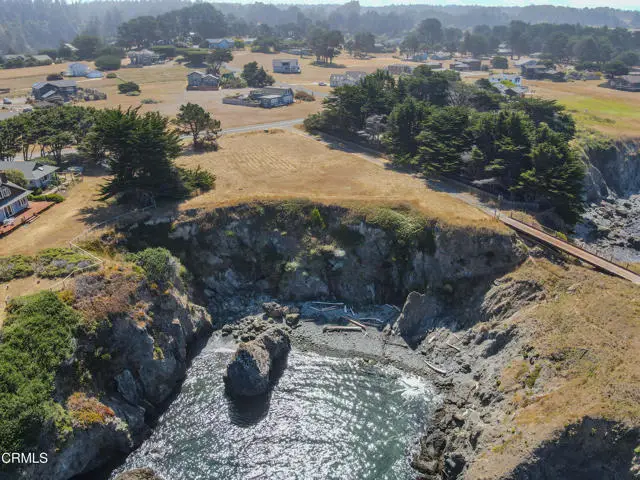 45551 Caspar Drive, Mendocino, CA 95460 - Image #2