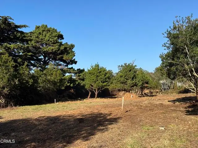 25261 Ward Avenue, Fort Bragg, CA 95437 - Image #1