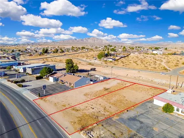 1 Village Drive, Victorville, CA 92394 - #3