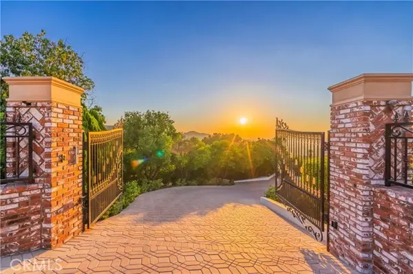 2333 Coronet Court, Covina, CA 91724