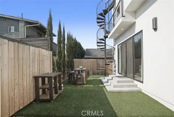 1916 Court Street, Los Angeles, CA 90026