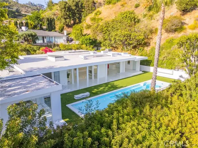 1046 Hillcrest Road, Beverly Hills, CA 90210 - Image #3