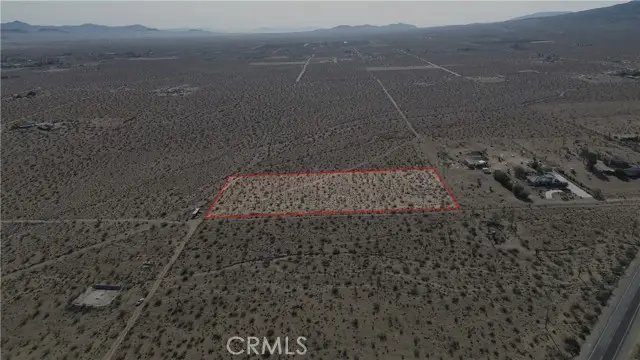 35325 Woodland St, Lucerne Valley, CA 92356 - #3