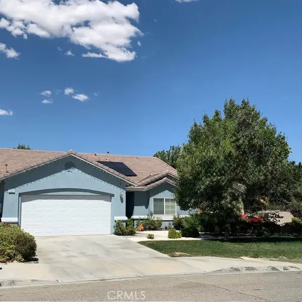 3207 Jonathon Street, Lancaster, CA 93536
