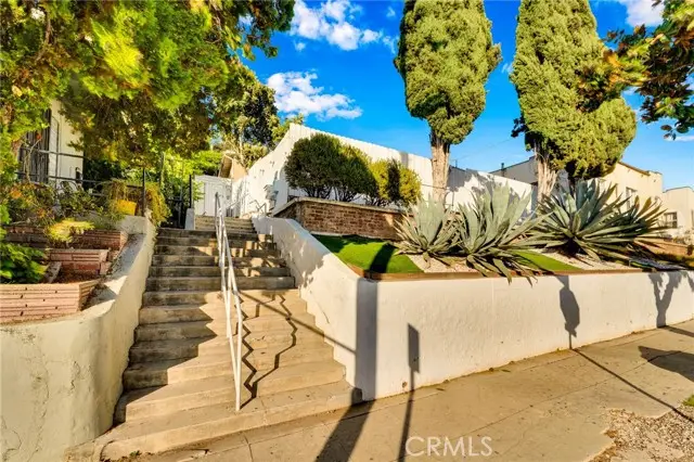 1925 Berkeley, Echo Park, CA 90026 - #3