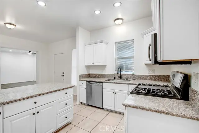 165 Alessandro Avenue, San Jacinto, CA 92583 - #3