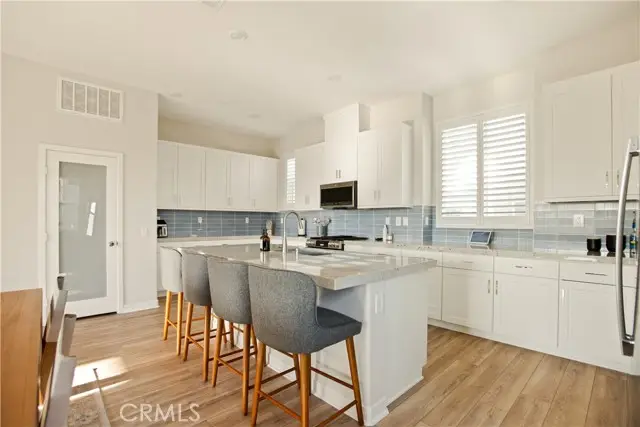 112 Restore, Irvine, CA 92618 - Image #3