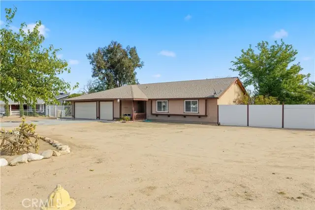9781 Victor, Hesperia, CA 92345 - Image #2