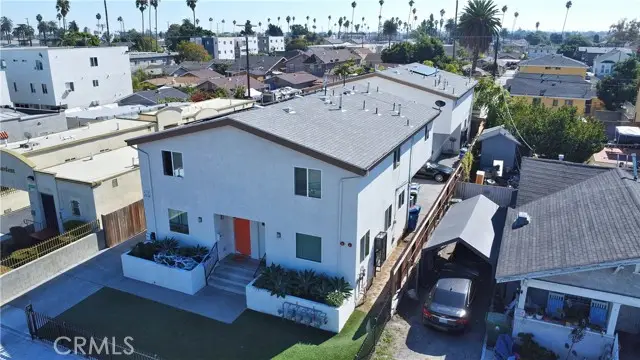 630 79th, Los Angeles, CA 90044 - #3