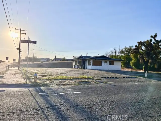 15720 Mojave Drive, Victorville, CA 92394 - #1