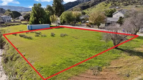 2 Taft Ct, Santa Clarita, CA 91383