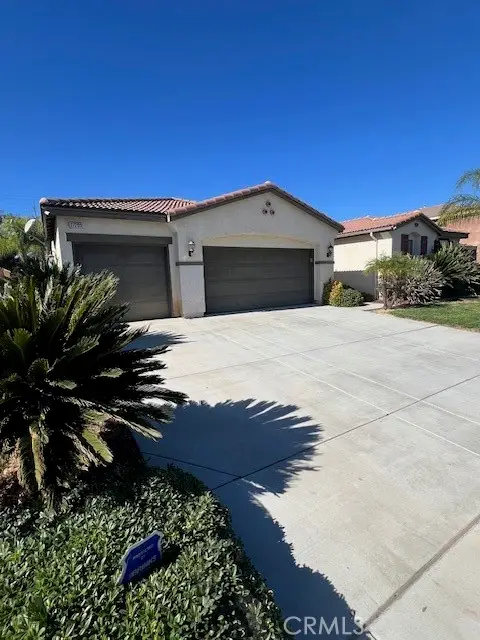 27299 Stonehurst Drive, Menifee, CA 92585