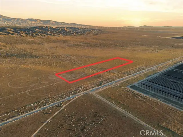 19601 Patterson Rd, Lancaster, CA 93536 - Image #2