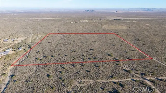 223 Avenue X, Llano, CA 93544 - Image #1