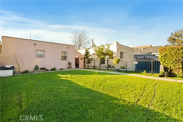 8449 Main, Los Angeles, CA 90003 - #1
