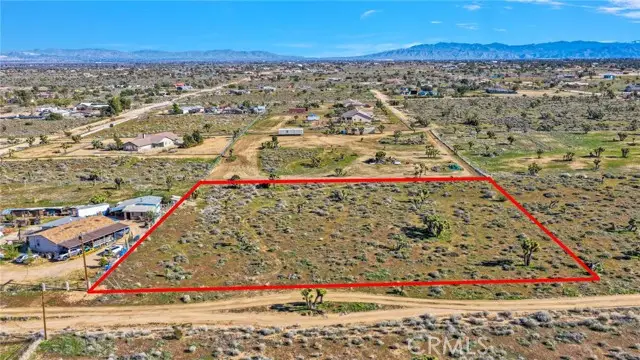 10435 Manada, Phelan, CA 92371 - #2