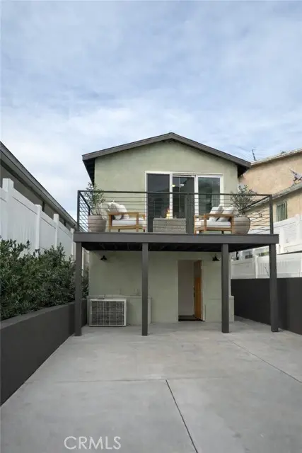 739 2nd, San Pedro, CA 90731