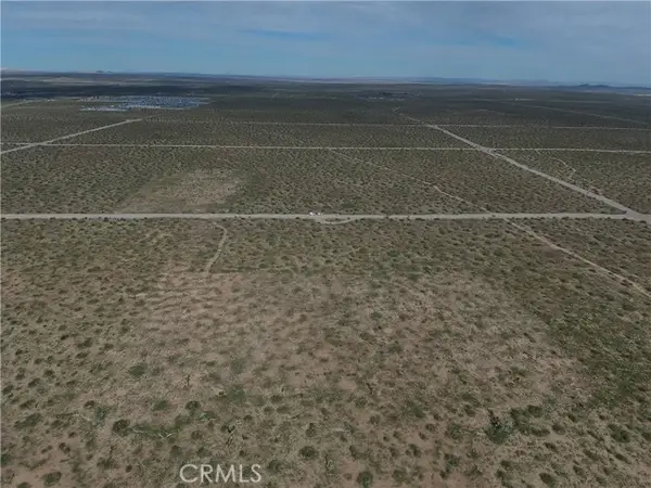 11513 Nichols, Adelanto, CA 92301