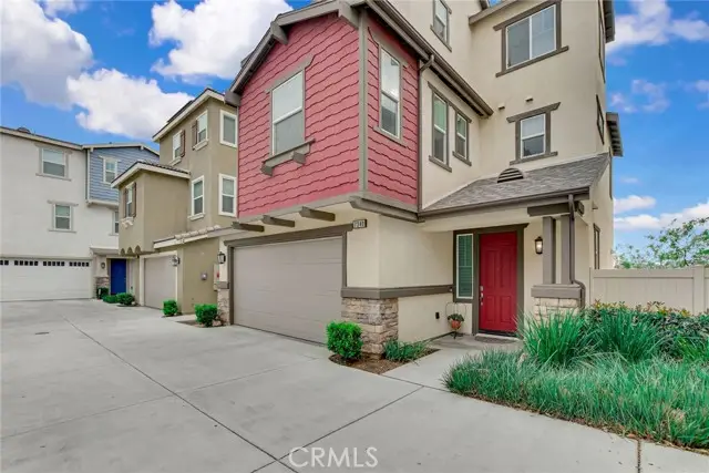 7340 Garnet Ridge, Riverside, CA 92509 - #1