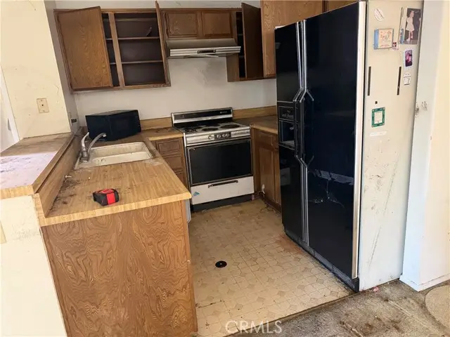 1440 Edgehill  #54, San Bernardino, CA 92405 - #2