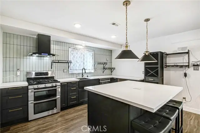 458 Termino, Corona, CA 92879 - #3
