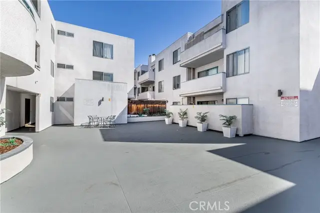 14610 Erwin  #212, Van Nuys, CA 91411 - #2