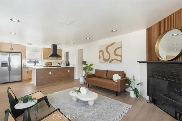 915 Pasadena Avenue, Azusa, CA 91702 - #1