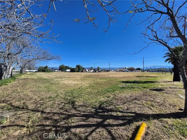 18490 Santa Ana, Bloomington, CA 92316 - #2