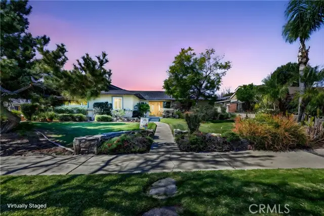 1377 Shelley Avenue, Upland, CA 91786 - #1