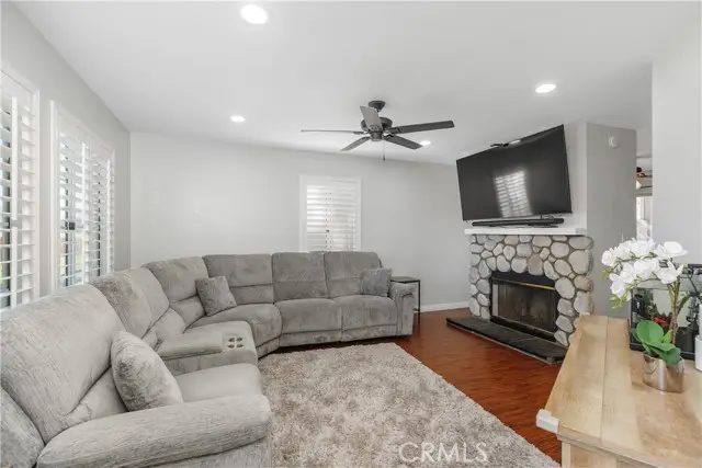 192 Walnut  #A, Rialto, CA 92376 - #3