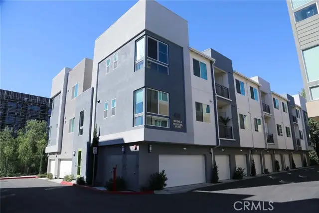 960 Tangent Privado  #303, Ontario, CA 91764 - #1