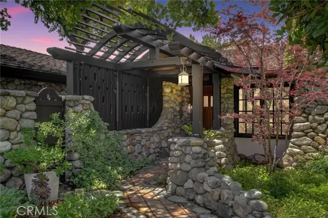 2293 Bonnie Brae, Claremont, CA 91711 - #3