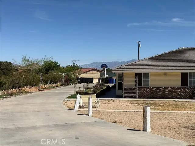 15435 Pirinda Road, Apple Valley, CA 92307 - #3