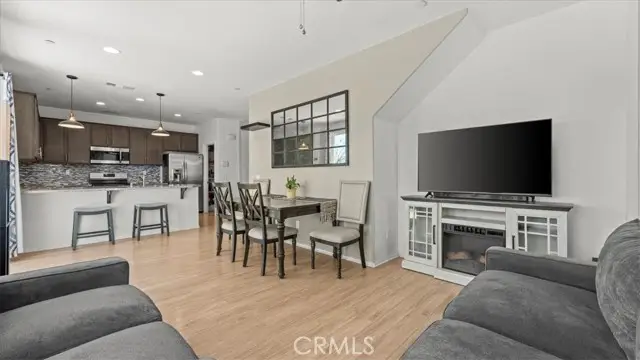 7340 Garnet Ridge, Riverside, CA 92509 - #3